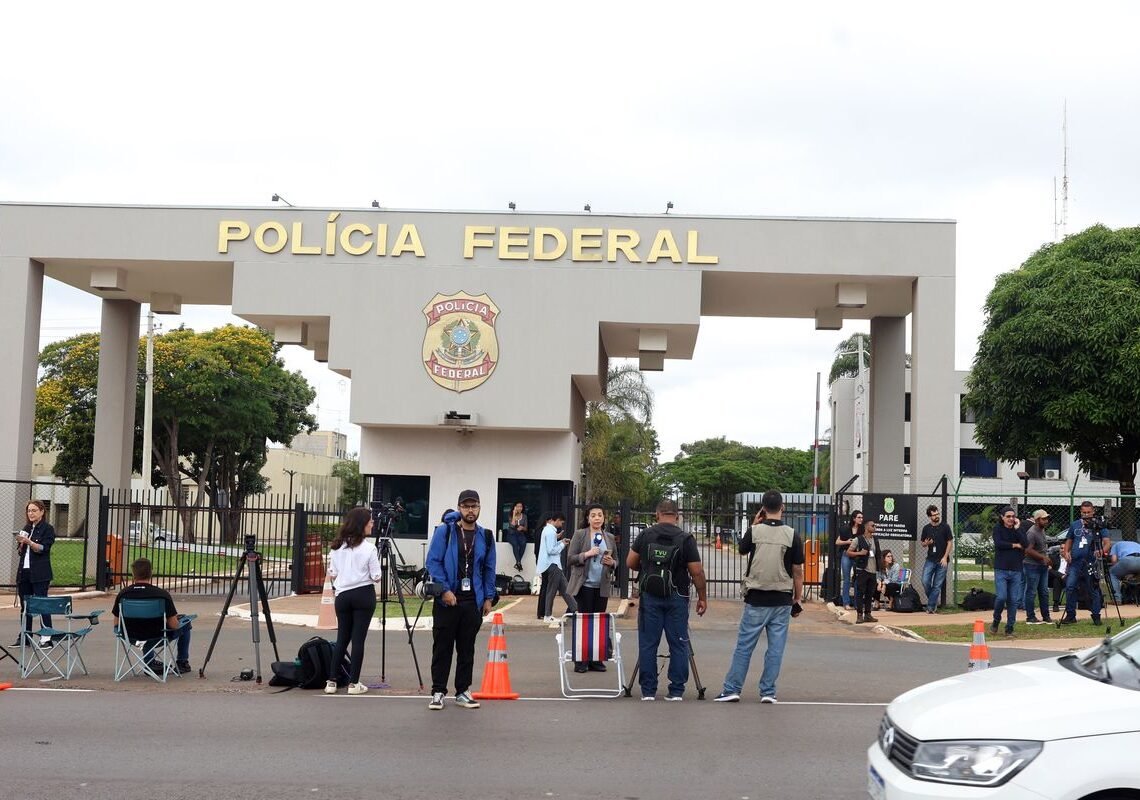 Advogado afirma que recorrerá da decisão que prendeu Bolsonaro