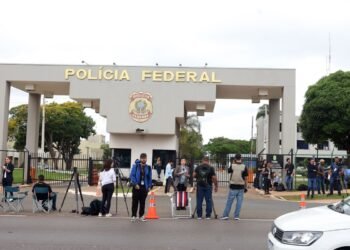 Advogado afirma que recorrerá da decisão que prendeu Bolsonaro