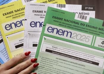 Enem 2025: divulgados gabaritos e cadernos de provas do 2º dia