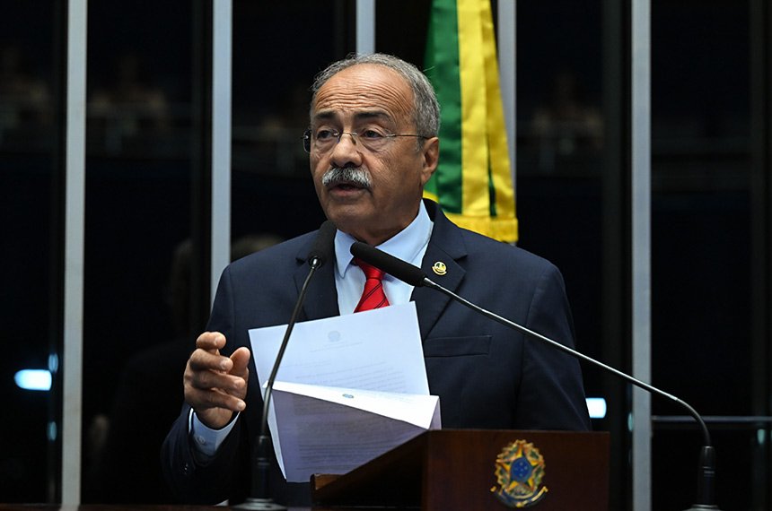 Rodrigues elogia decisão do STF de proibir reajuste de plano de saúde de idoso — Senado Notícias