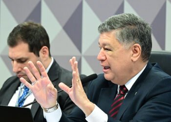 CPMI do INSS avança para investigar núcleo político, diz Carlos Viana — Senado Notícias