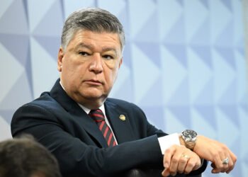 CPMI não pode se transformar em ‘circo eleitoral’, diz Carlos Viana — Senado Notícias