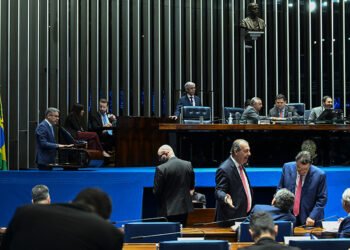 Projeto para combater crimes sexuais contra vulneráveis segue para sanção — Senado Notícias