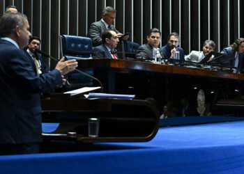 Proibição de descontos em benefícios do INSS segue para sanção presidencial — Senado Notícias
