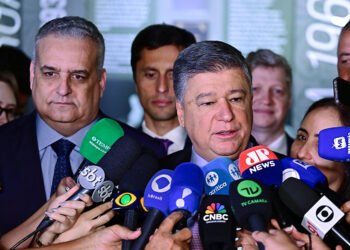 Presidente da CPMI do INSS saúda decisão de Mendonça; suspeitos foram presos — Senado Notícias