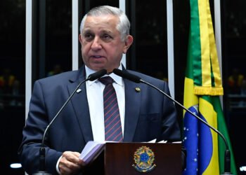 Izalci Lucas defende anistia para Bolsonaro — Senado Notícias