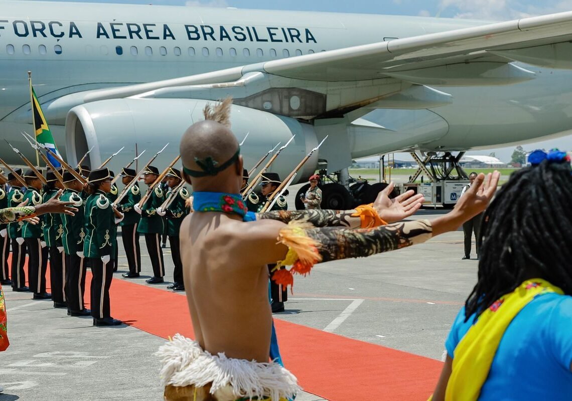 Lula desembarca na África do Sul para participar da Cúpula do G20