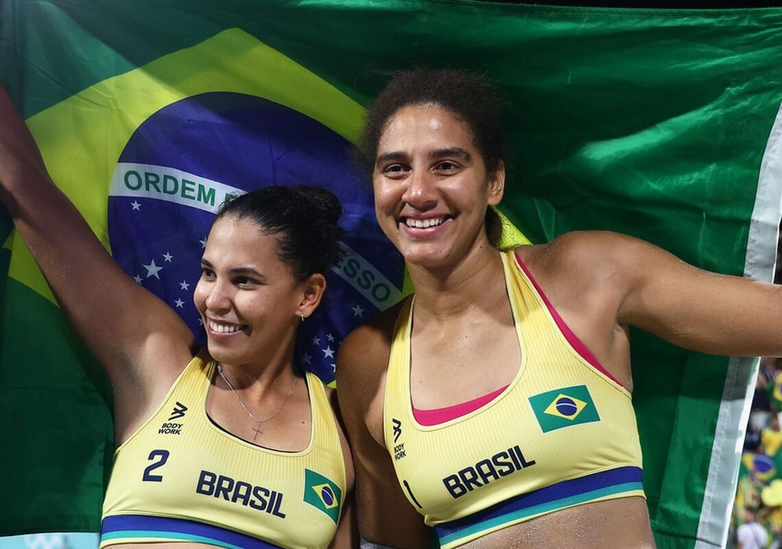 Mundial de Vôlei de Praia começa nesta quinta com 7 duplas do Brasil