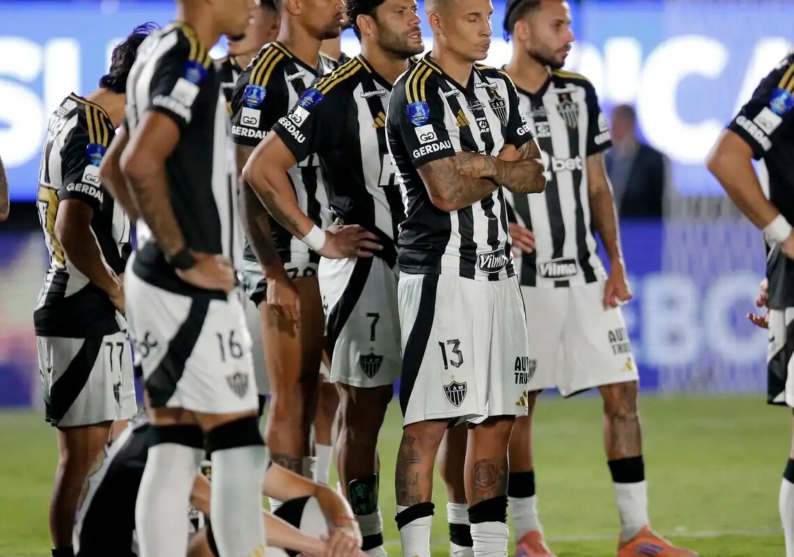 Lanús supera Atlético-MG nos pênaltis e é bicampeão da Sul-Americana