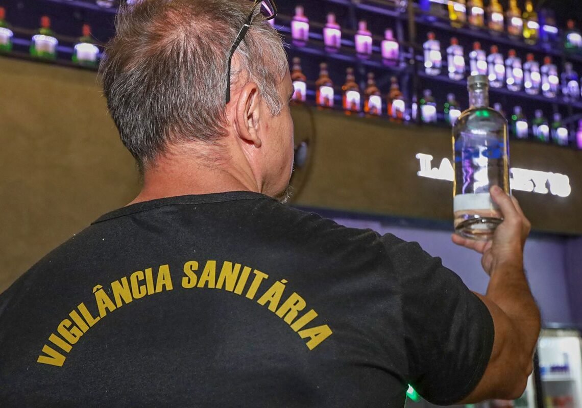 Metanol: nove estados investigam casos de intoxicação