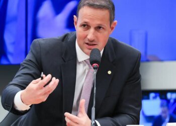 Derrite apresenta 5ª versão do PL Antifacção após críticas do governo