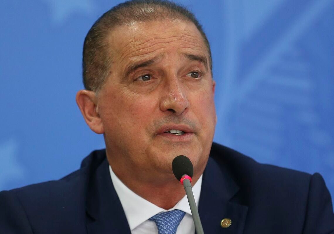 Problemas com descontos era recorrente, diz ministro de Bolsonaro
