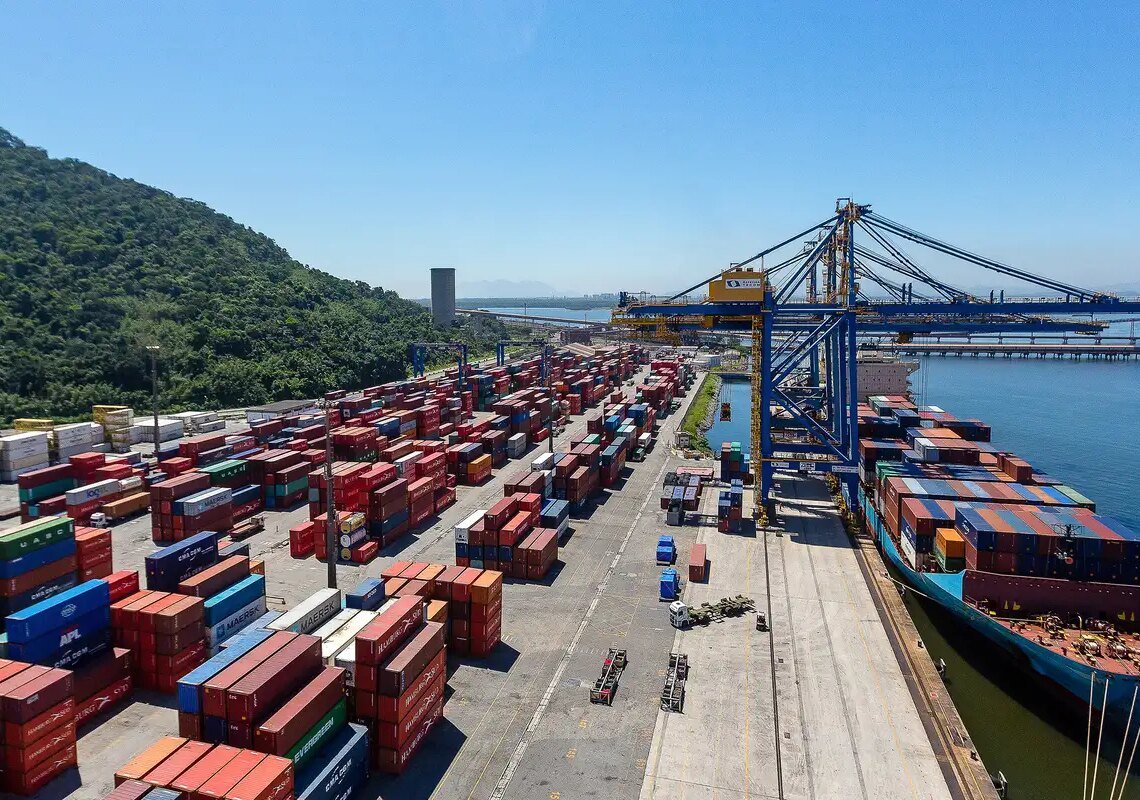 Balança comercial tem o segundo maior superávit para meses de outubro