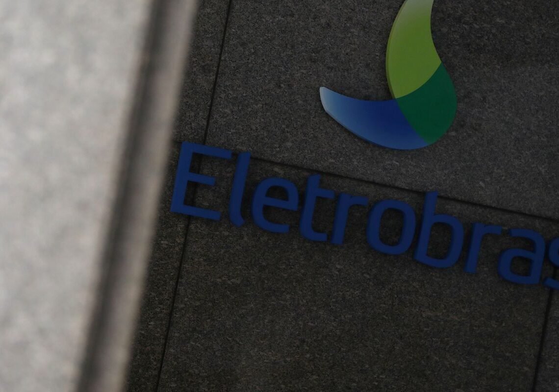 Senado aprova proposta de realocação de trabalhadores da Eletrobras