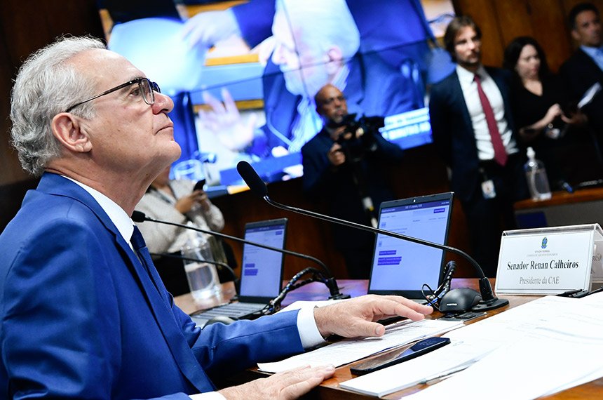 Com 73 matérias votadas, CAE garantiu isenção do IR e taxação de bets — Senado Notícias