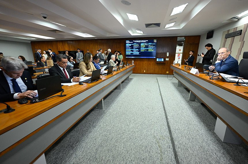 Senado aprova campanha sobre saúde de pets e prevenção de zoonoses — Senado Notícias