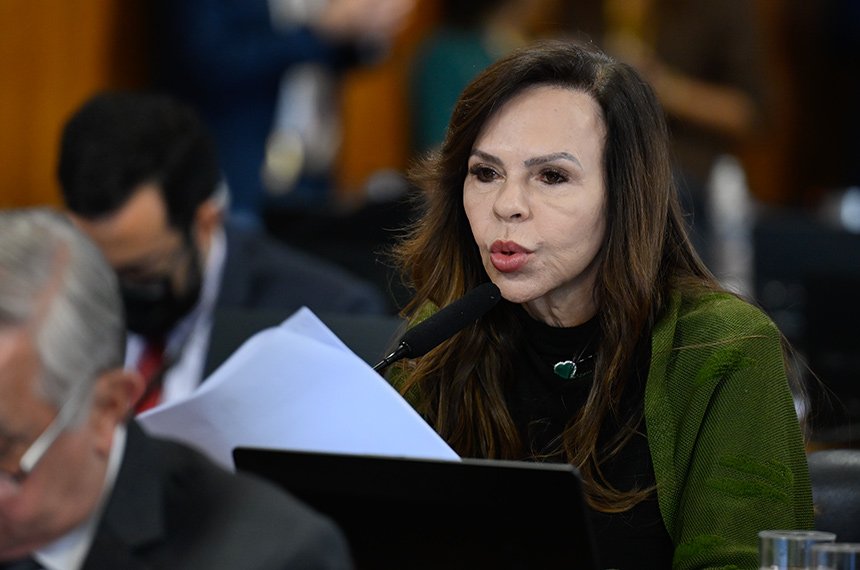 Vai à Câmara restrição a progressão de regime para crimes violentos contra criança — Senado Notícias