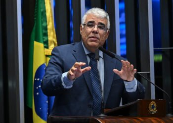 Girão diz que decisão de Gilmar é antidemocrática e cobra reação do Senado — Senado Notícias