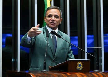 Marcio Bittar cobra apoio a Bolsonaro — Senado Notícias