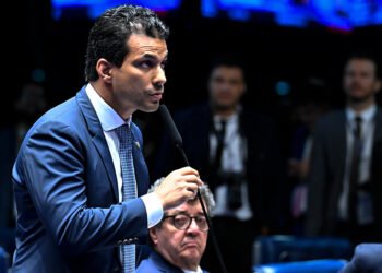 Rejeitada urgência para votação de projeto que libera cassinos no Brasil — Senado Notícias