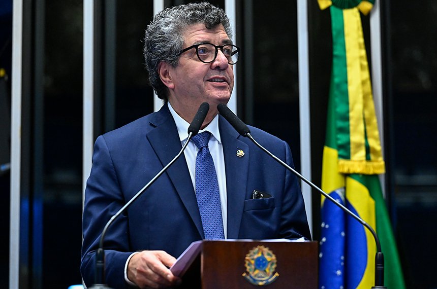 Novo marco legal para o comércio exterior vai à Câmara — Senado Notícias