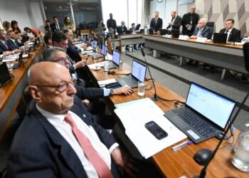 CCJ do Senado aprova PL da Dosimetria e plenário pode votar ainda hoje