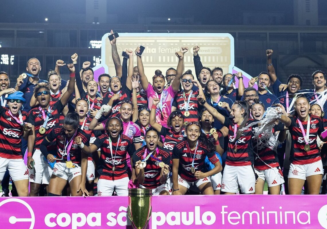 Flamengo goleia Grêmio e conquista Copinha Feminina
