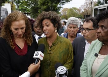 Motta volta atrás e mantém escolta de segurança para deputada do PSOL