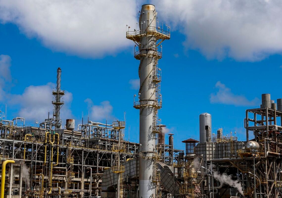 Petrobras renova contratos de quase R$ 100 bi com a Braskem