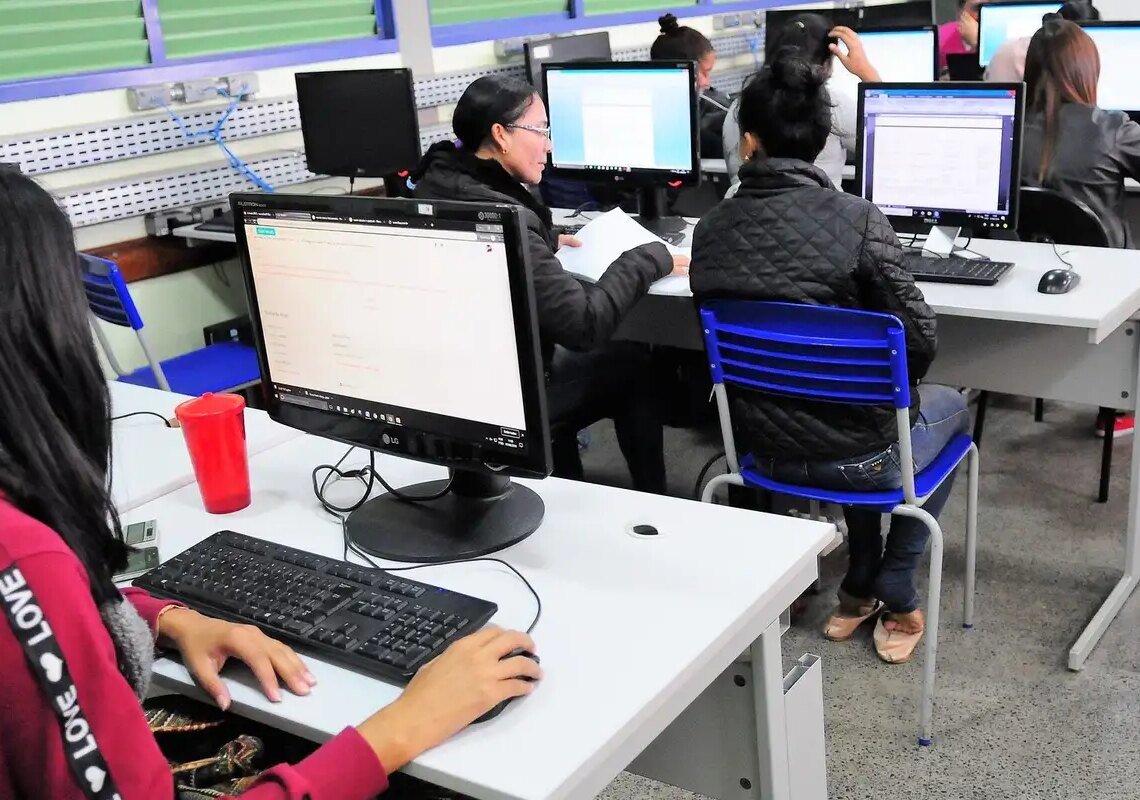 Escolas do Norte e Nordeste terão R$ 53 milhões para ampliar internet