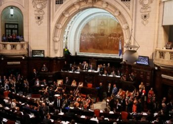 Alerj deve decidir sobre prisão de Bacellar nos próximos dias