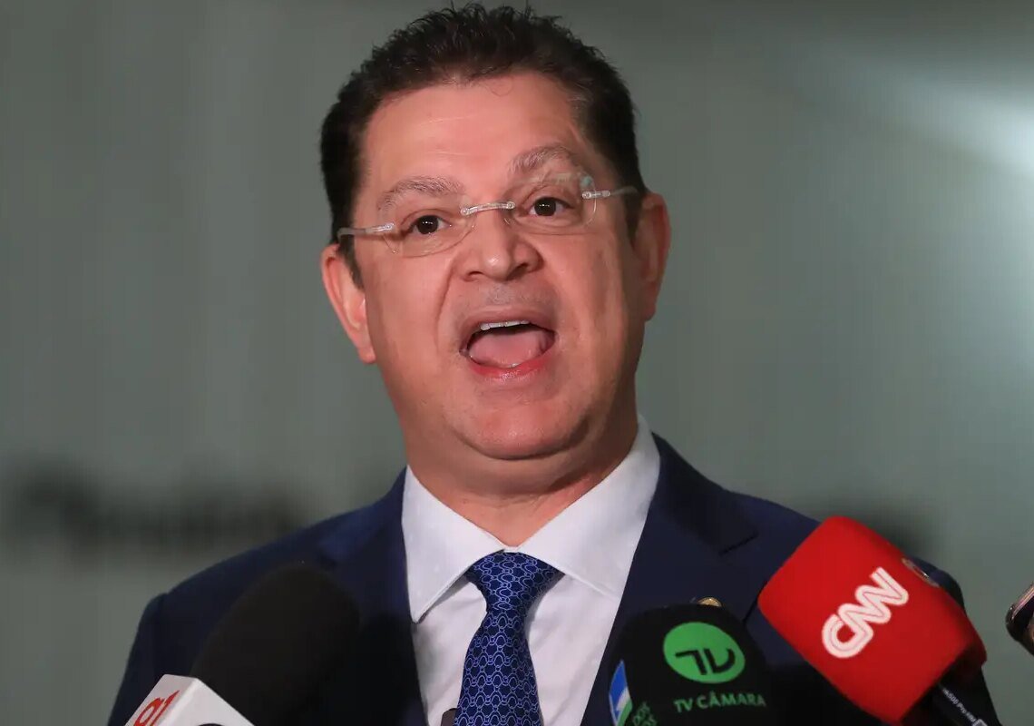 Líder do PL na Câmara dos Deputados nega desvios de verbas