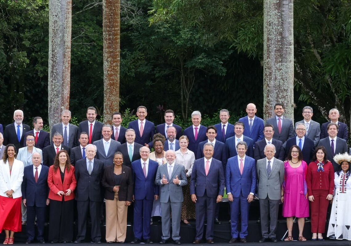 Lula diz que é preciso informar melhor ações do governo