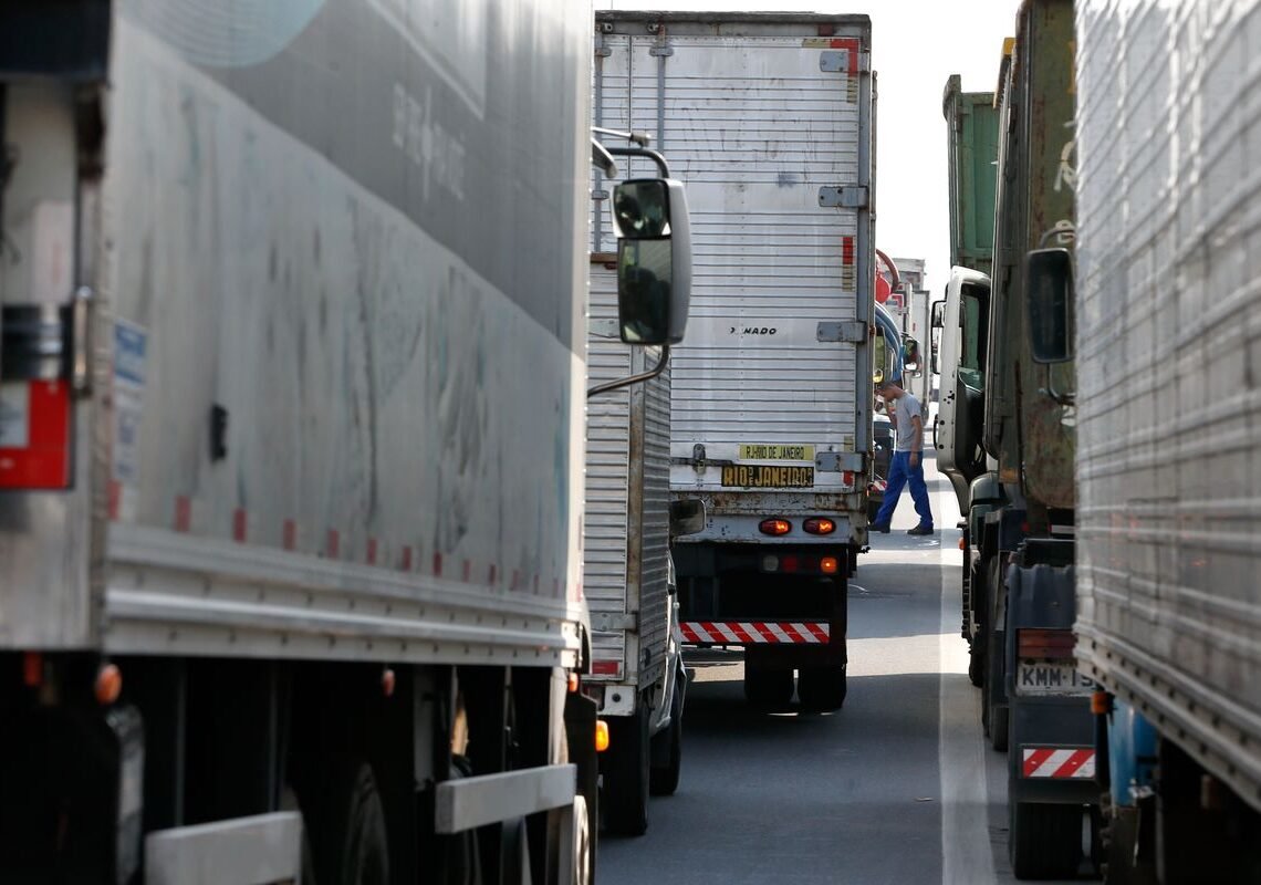 CMN regulamenta linha de R$ 6 bi para financiamento de caminhões