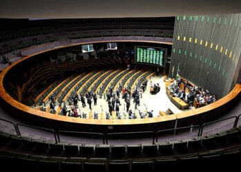 Aprovados créditos para órgãos da área de infraestrutura — Senado Notícias