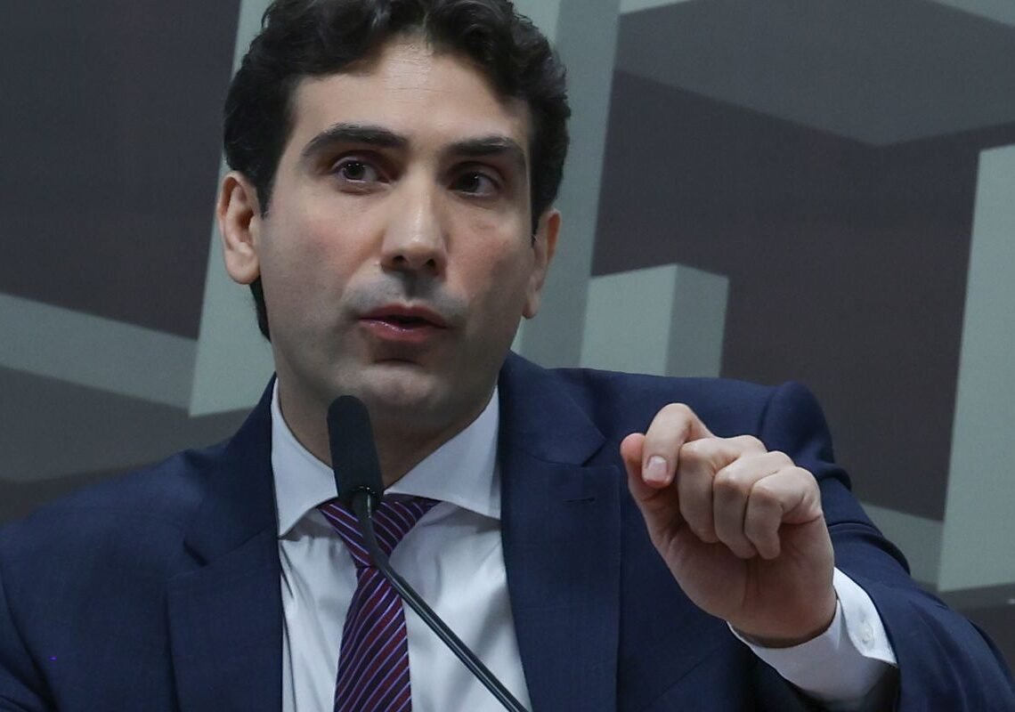 Galípolo assina manifesto internacional pela independência dos BCs