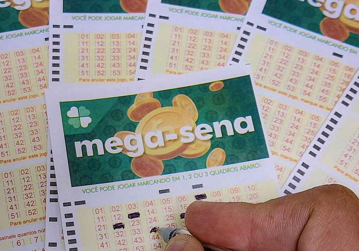 Mega-Sena acumula e prêmio vai a R$ 35 milhões