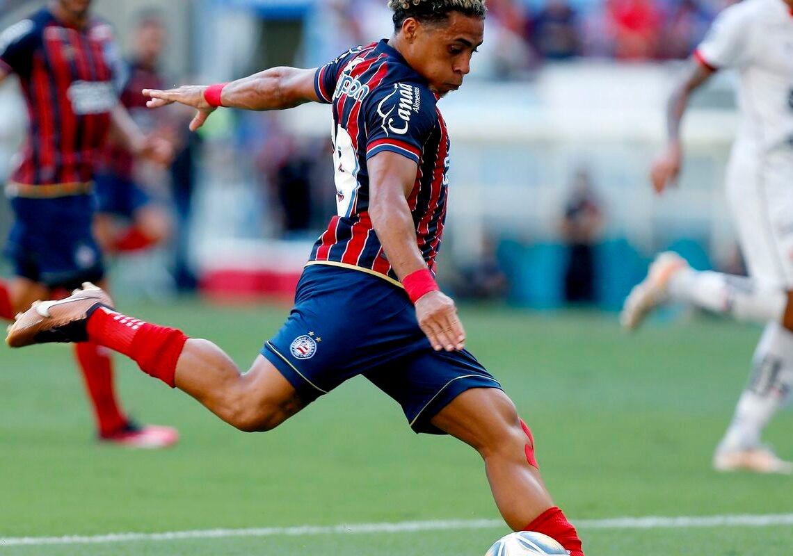 Vitória e Bahia: clássico do futebol baiano na TV Brasil neste domingo