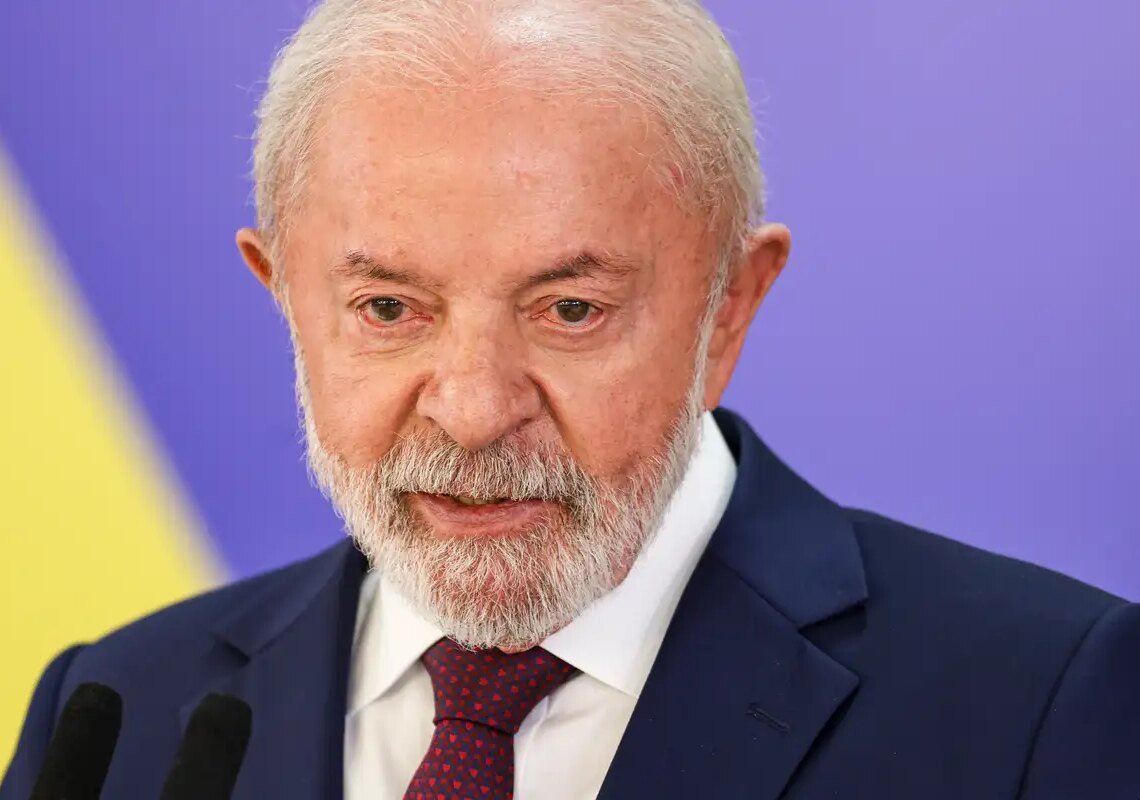 Lula diz que valor do salário mínimo no Brasil é “muito baixo”
