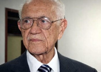 Ponte sobre o Rio São Francisco passa a se chamar Hélio Nogueira Lopes — Senado Notícias