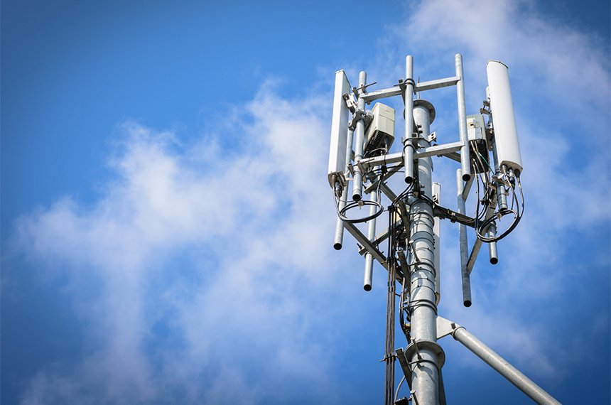 Nova lei pode ampliar acesso à internet banda larga — Senado Notícias