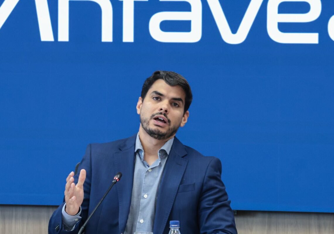 Anfavea projeta crescimento de 3,7% na produção de veículos para 2026