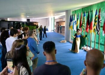 Congresso retoma visitação com encenação teatral nos fins de semana — Senado Notícias