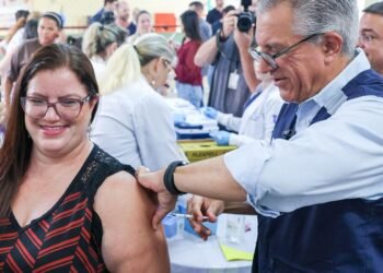 Botucatu inicia vacinação contra dengue com imunizante do Butantan