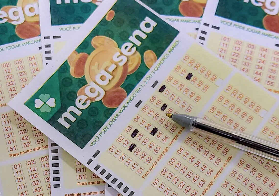 Mega-Sena acumula e prêmio vai a R$ 144 milhões