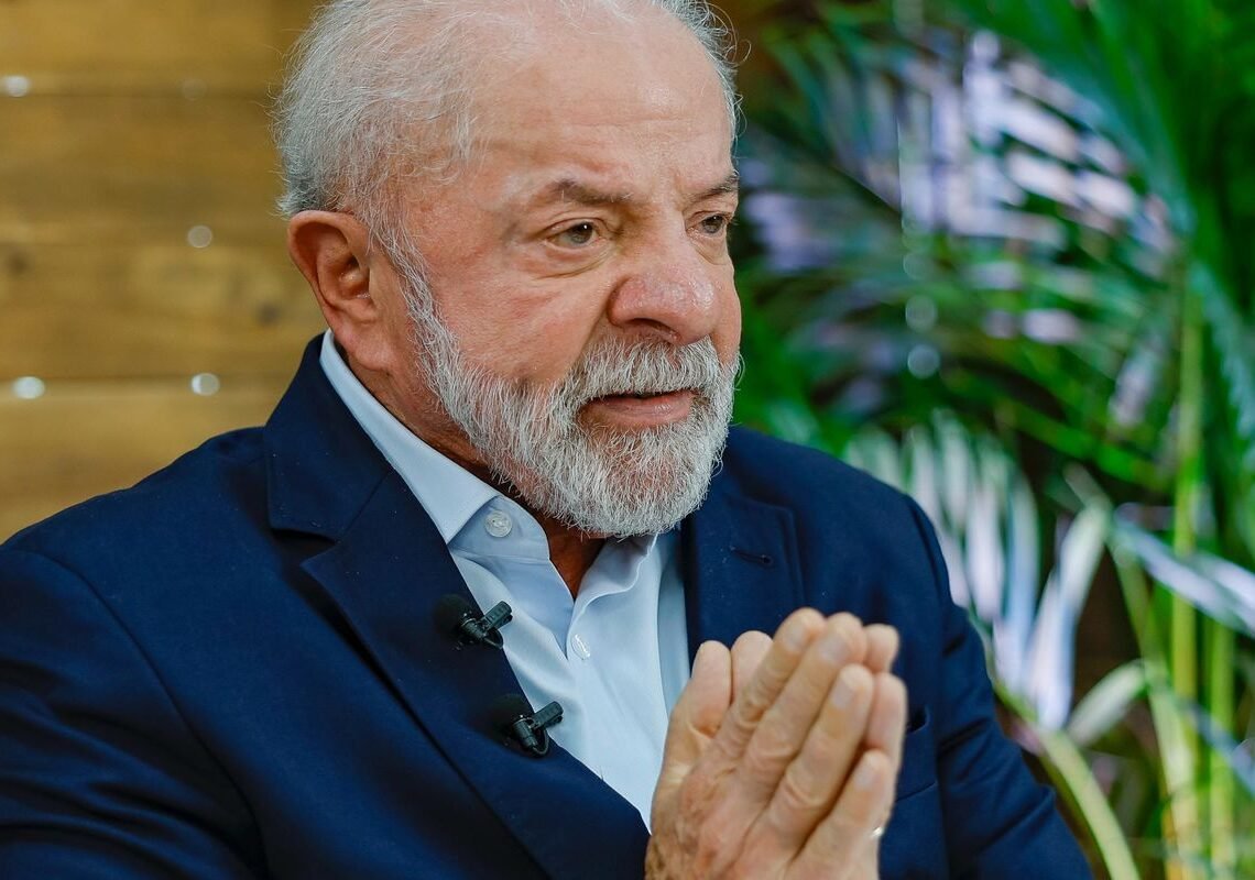 Lula pede mobilização contra “indústria de contar mentiras”
