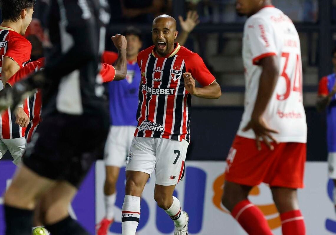 São Paulo e Palmeiras se garantem nas semis do Campeonato Paulista