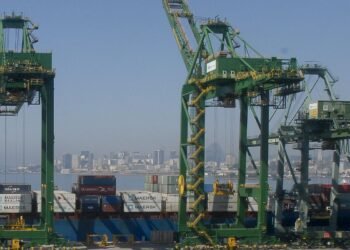 Economia brasileira cresceu 2,2% em 2025, aponta prévia da FGV