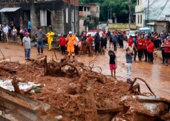 Governo anuncia repasse a prefeituras de MG para ajuda a desabrigados