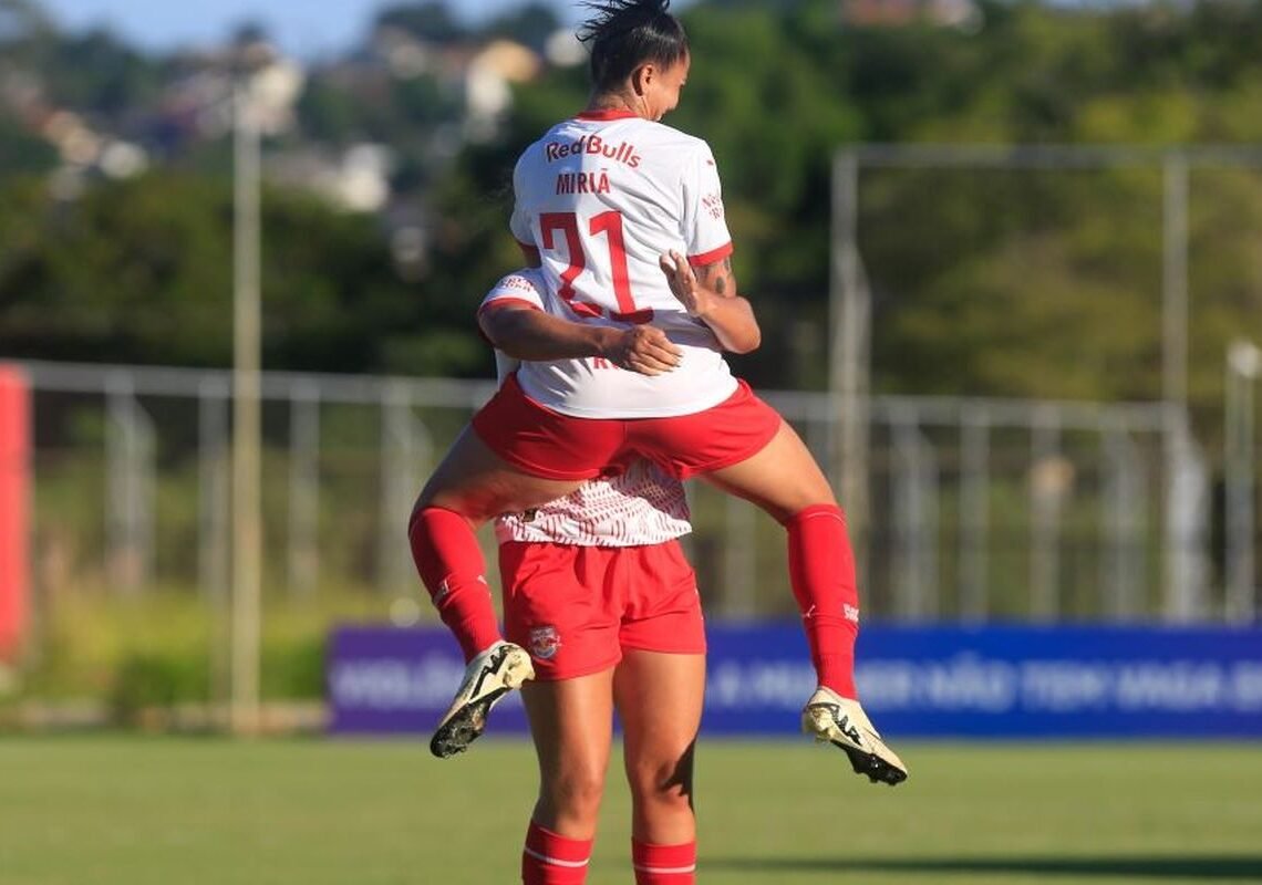 Reforços marcam e Bragantino vence Ferroviária no Brasileiro Feminino